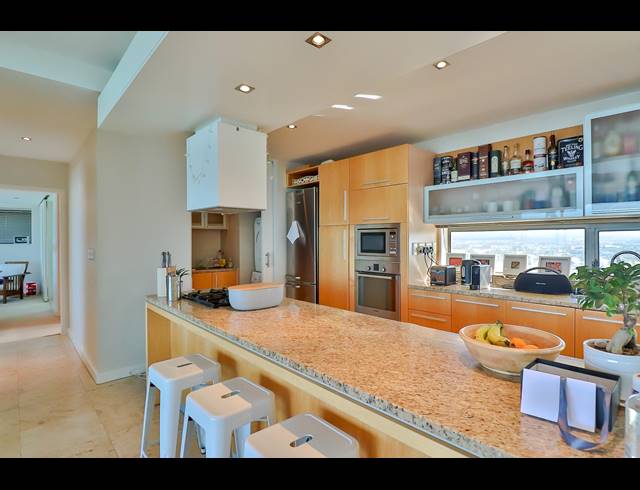 4 BEDROOM APARTMENT FOR SALE IN STRAND NORTH